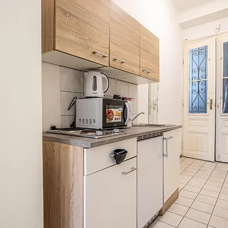 Modern Comforts: Chic Studio Apt Centrally Located Vienna Exterior photo