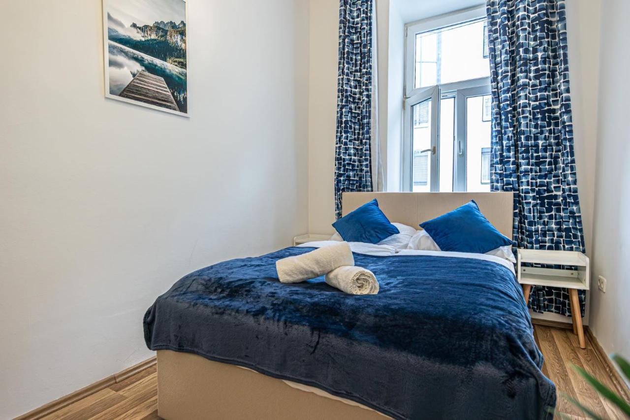 Modern Comforts: Chic Centrally Located * Vienna